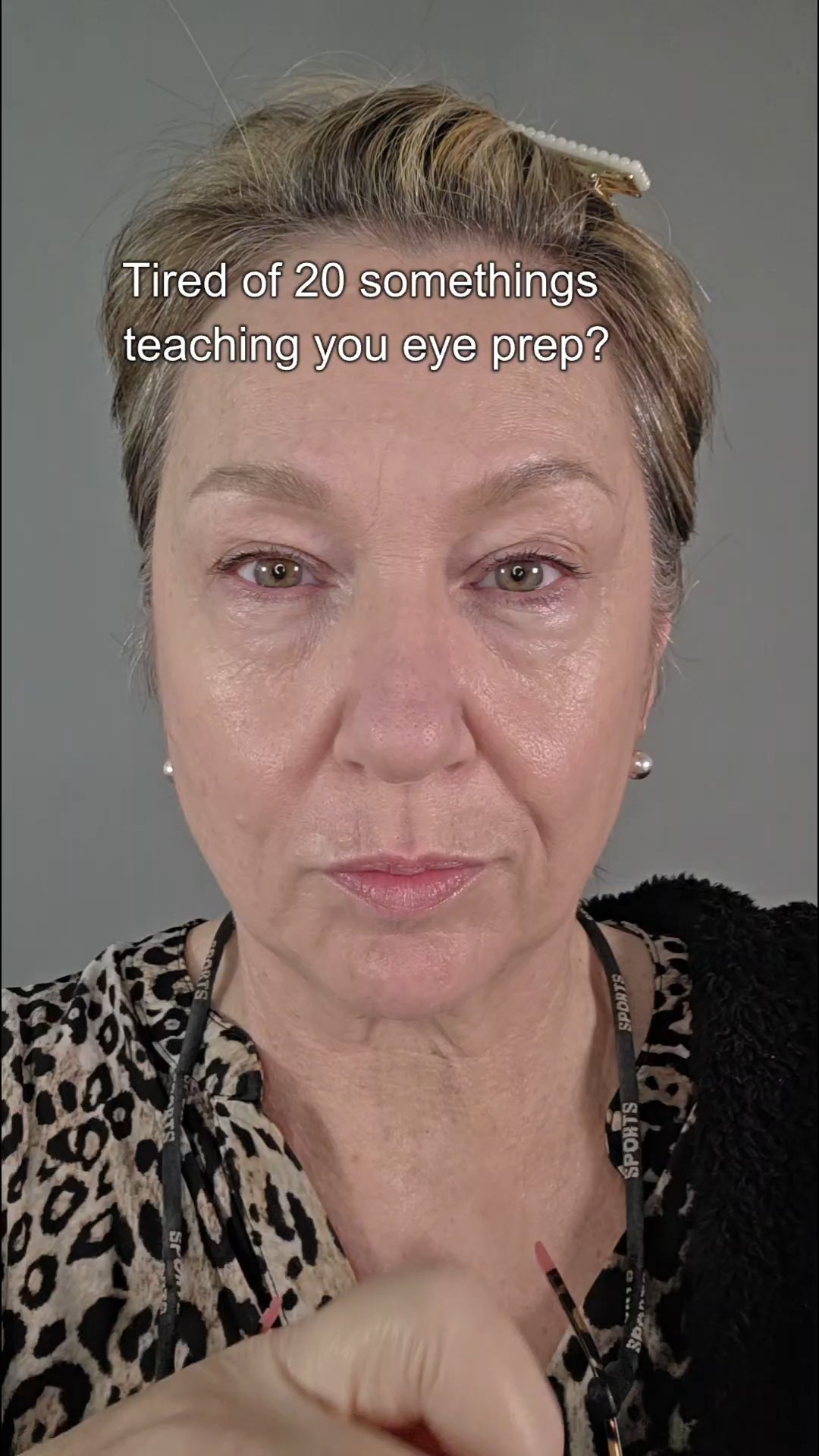 If you’re tired of 20-year-olds telling you how to prep your eyeshadow, here’s how I actually do it on real over-50 eyes. I used three products that keep my lids hydrated, smooth, and crease-resistant: L’Oréal Collagen Moisture Bounce Serum, Revlon Colorstay Eyeshadow Primer, and e.l.f. Hydrating Camo Concealer in Chestnut. Tools: Angie Hot & Flashy A506 and BK Beauty 207. This is the base that keeps your shadow from skipping, creasing, or disappearing by lunchtime.Tags:Over50Beauty MakeupForMatureSkin HoodedEyesMakeup EyeshadowForMatureEyes ProAgingBeauty MakeupTips MatureMakeup BeautyOver50 RealLifeMakeup WomenOver50Style

#LTKBeauty