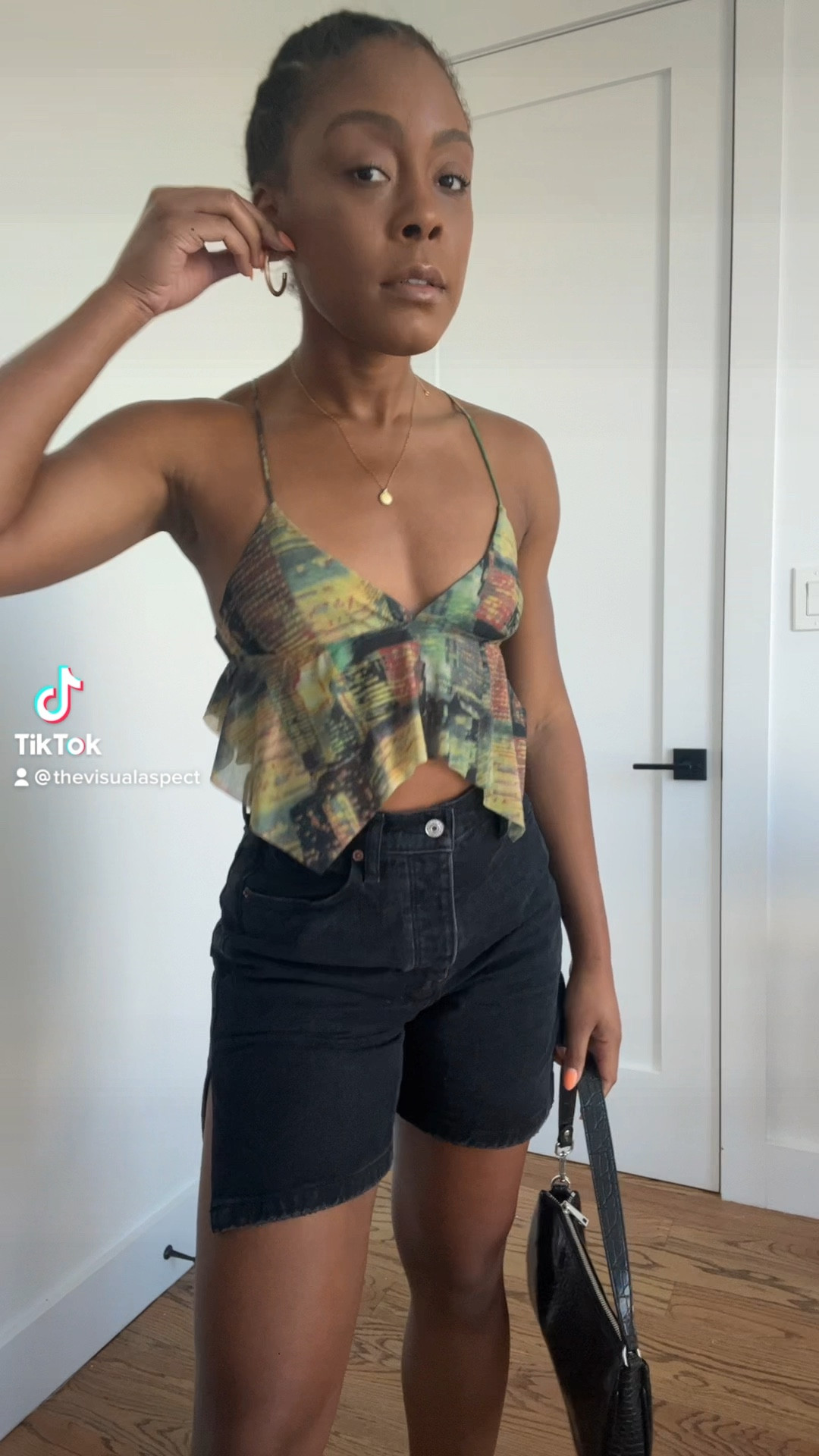 How to style dad shorts! 

Outfit inspo, outfit inspiration, everyday outfit, vintage aesthetic, self development, fall outfit ideas, fall outfit inspo, neutral style, effortless chic, fall style, summer style, casual Office outfits 

#LTKstyletip #LTKunder50 #LTKSeasonal