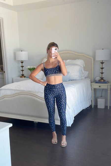 Here for this workout set 🌷 The tie on the pants is the cutest detail and I think the pattern is so cute for fall! 

Size small in both 