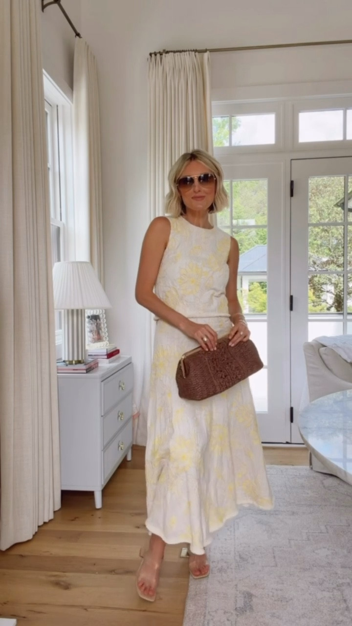 This oversized clutch is the perfect accessory to add to your spring & summer looks! Currently on sale! Wearing size 2 in the top & 0 in the skirt!

Loverly Grey, Dillards, Target, statement looks, spring event, spring looks 

#LTKSeasonal