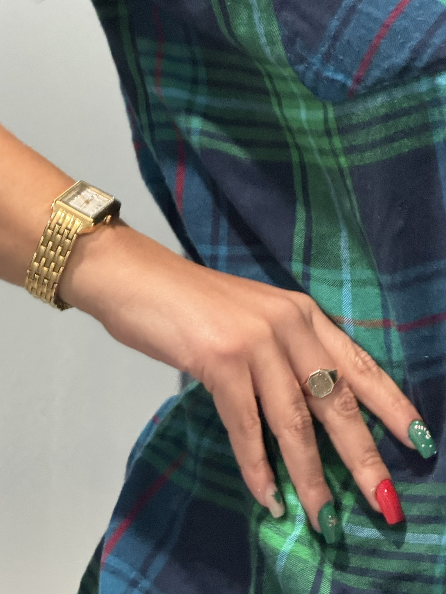 I’m obsessed with this watch 😍 
It was basically Christmas morning today when it arrived. Can’t wait to put it on with my outfits this winter and spring and summer! 

#LTKHoliday #LTKSeasonal #LTKGiftGuide