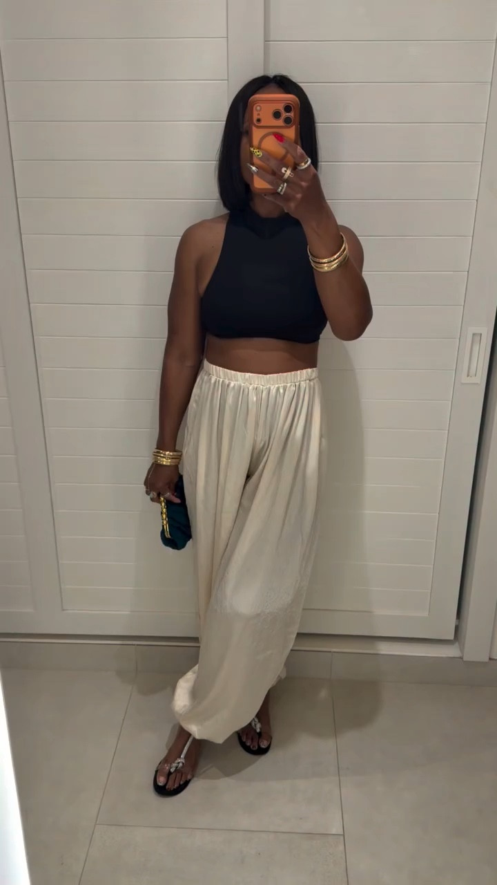 Mirror Check Before Dinner 

SHEIN pants + Kohl’s swim top = vacation dinner fit ✔️

#girlstrip #blackgirls #outfitinspo #sheinfinds #travelstyle