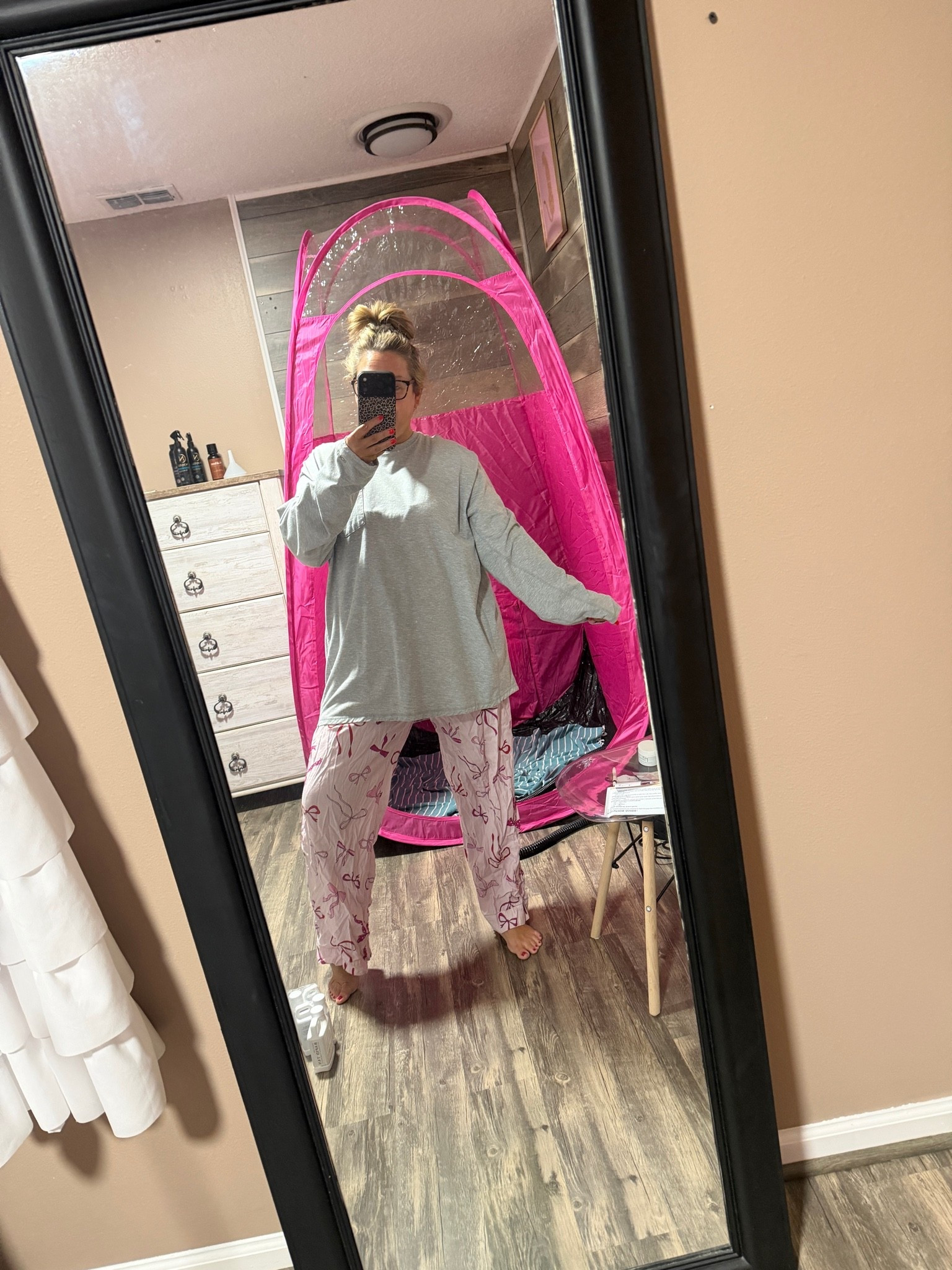 Fresh spray tan!

#LTKdayinmylife #LTKmorningroutine