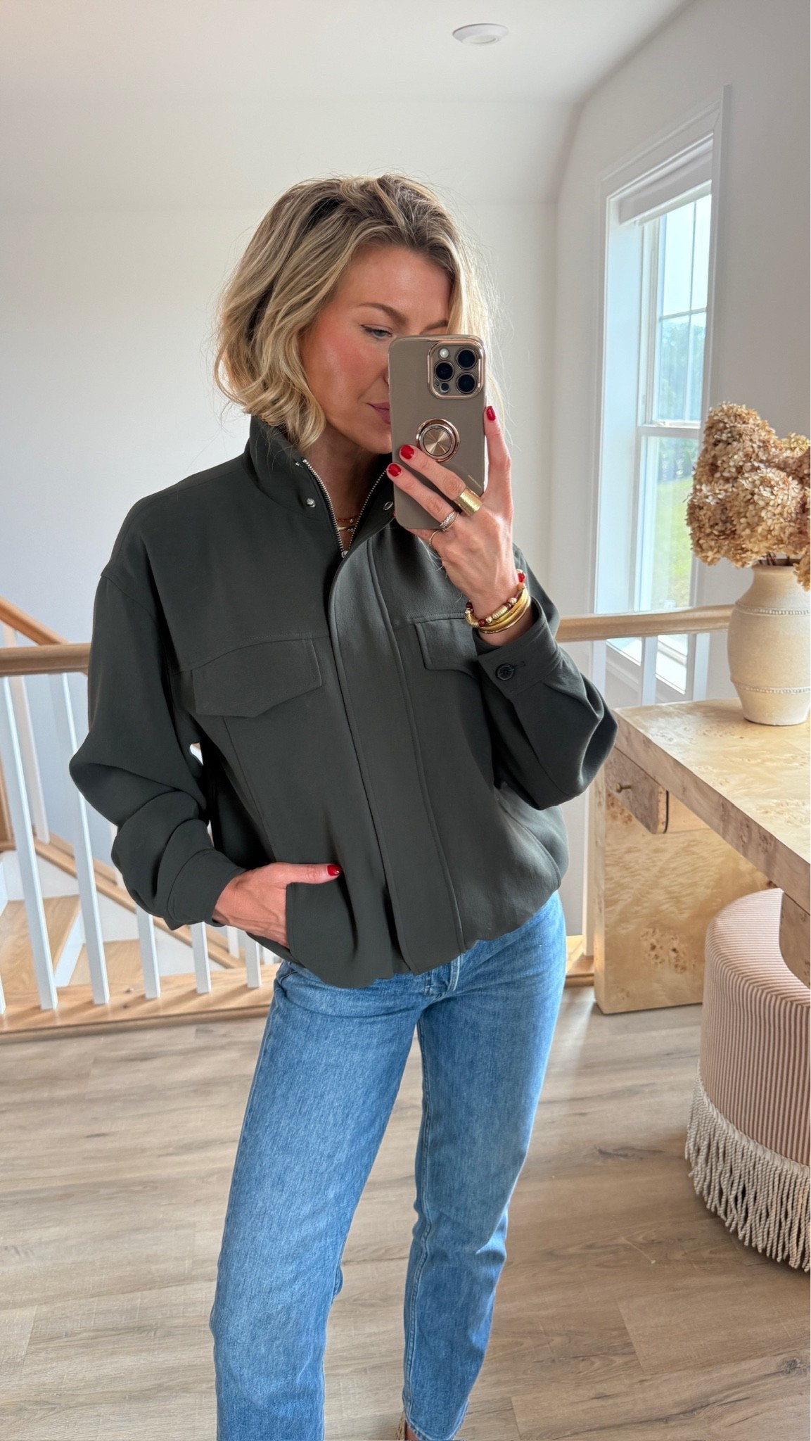 This bomber will be on repeat all fall!

#LTKgrwm #LTKdayinmylife #LTKSeasonal