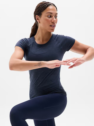 Momentum Seamless Tee | Athleta