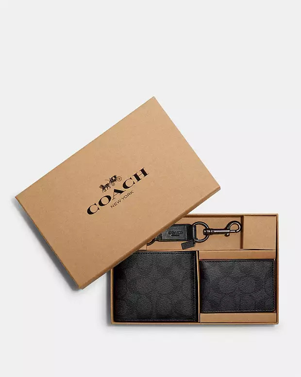 Boxed 3 In 1 Wallet Gift Set In Signature Canvas | Coach Outlet US