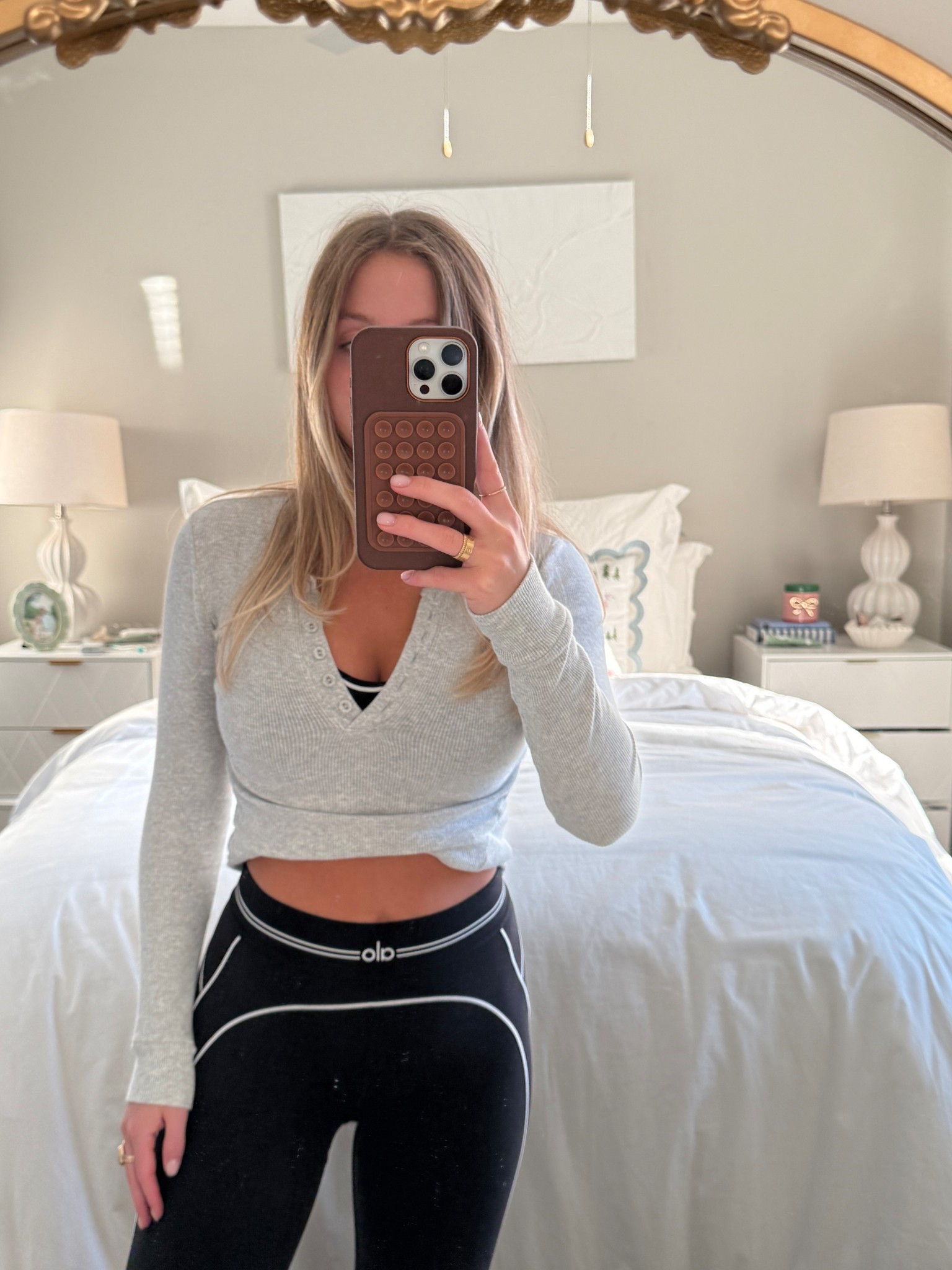 top is skims, they no longer make this exact one but i linked similar 💗