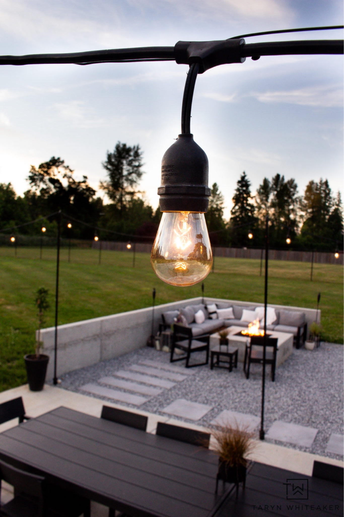 Patio decor

Backyard decor  string lights  backyard lighting  home inspo  best sellers  home finds  tarynwhiteakerr

#LTKHome