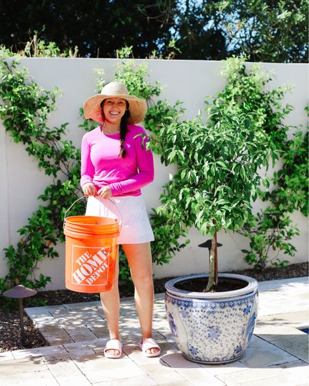 Eeek! So in LOVE with my new Grapefruit Tree and Chinoiserie pot I found at the @Homedepot! #TheHomeDepot #TheHomeDepotPartner #Partner. Their garden center is seriously such a little hidden gem if you’re looking for ways to refresh your yard or patio! Plus they are currently having their Spring Black Friday Sale and offering tons of discounts not only on plants, but also on patio furniture, tools, grills and so much more! 

Linking my Grapefruit tree, pot, and supplies used in my bio and LTK for you to shop! Happy gardening! 



#LTKhome #LTKSeasonal #LTKfamily