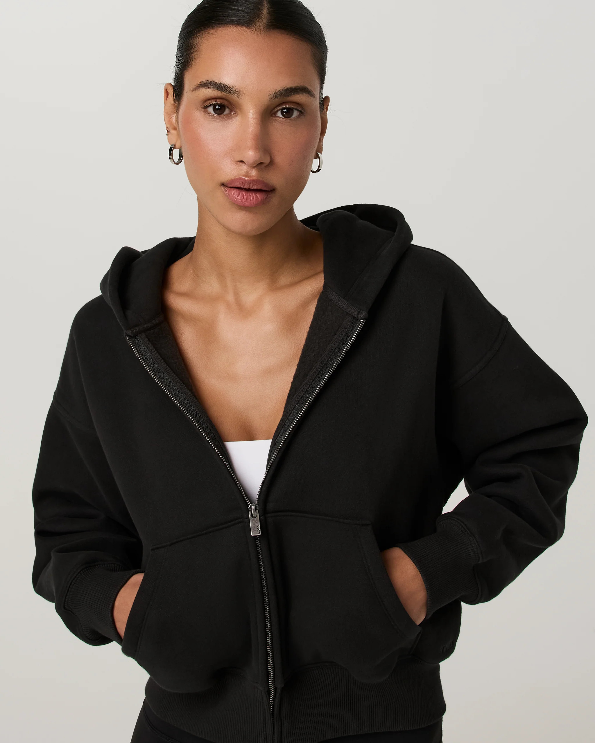 Vuori Restore Essential Full Zip Hoodie | Washed Black | Medium | Vuori Clothing (US & Canada)