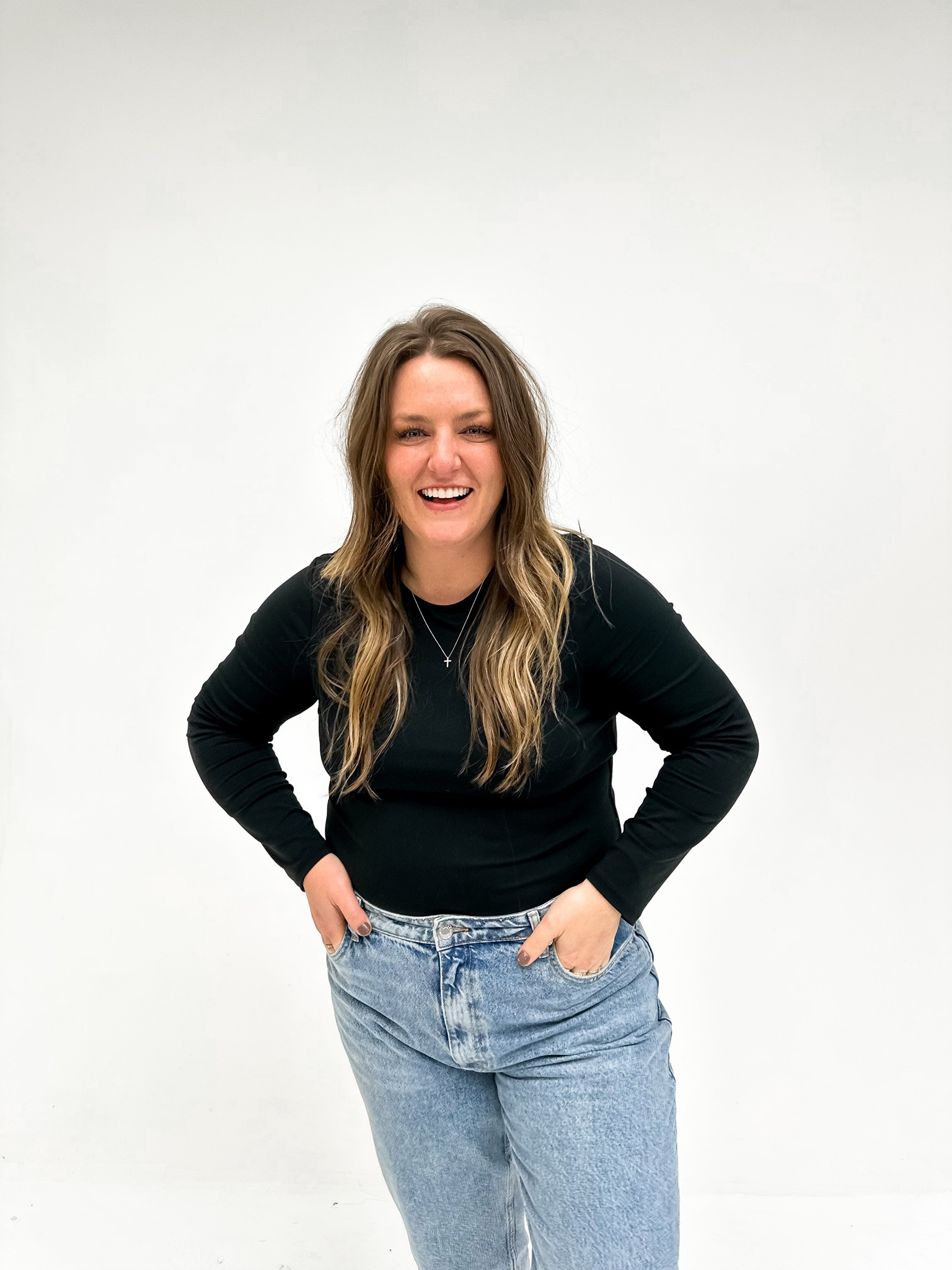 Size 16 Jean 
nuuds bodysuit size XL

#LTKunder100 #LTKcurves #LTKstyletip