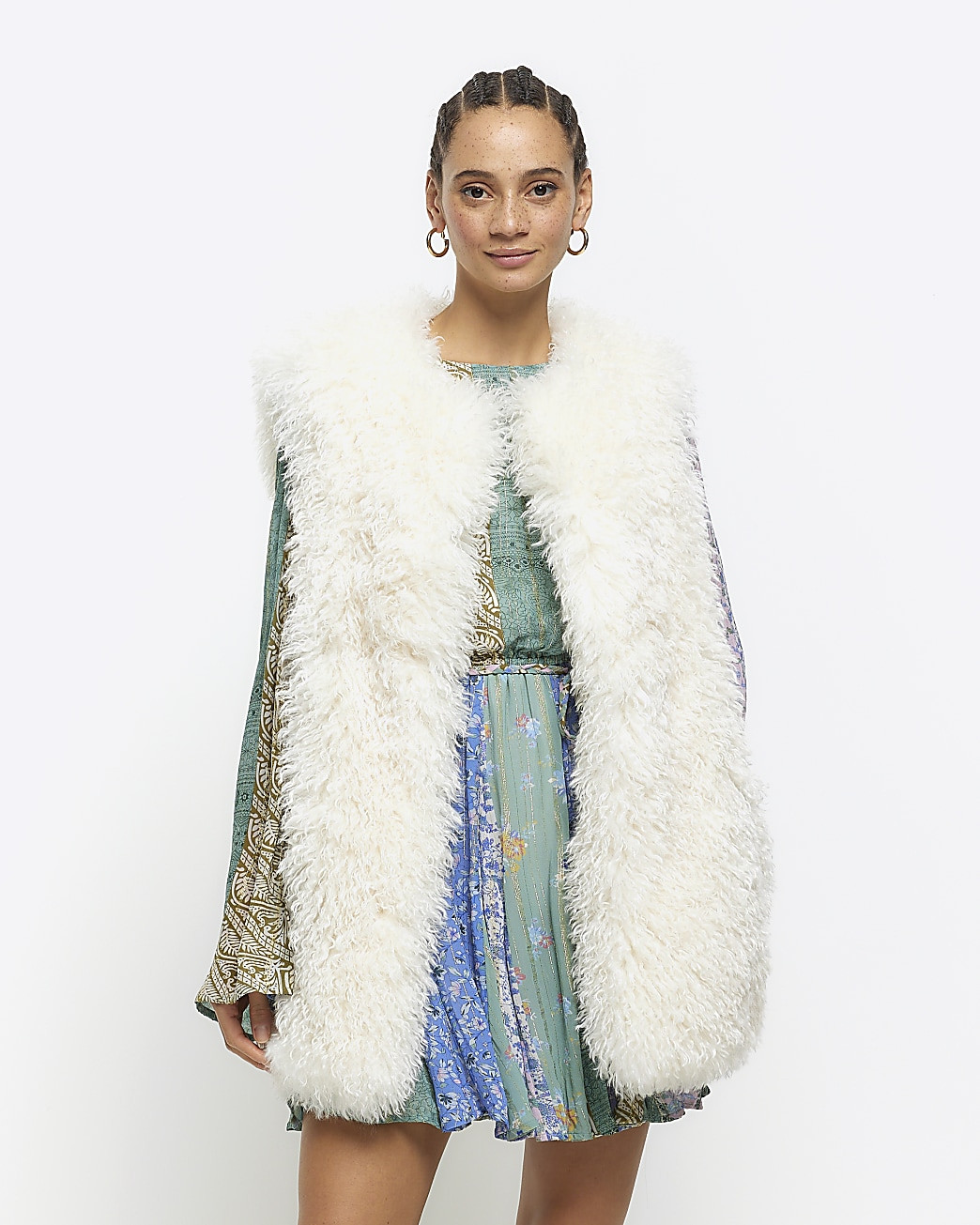 Cream faux fur gilet | River Island (UK & IE)