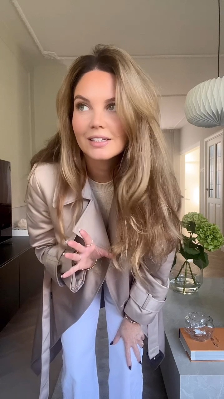 Crisp and sunny fall weather, is there anything better? 🍂☕️ Autumn outfit, fall outfit, beige outfit, fall vibes, wide leg jeans outfit, baggy jeans outfit, white jeans outfit, white pants inspo, autumn fashion, fall fashion, camel outfit, ballet flats outfit, ballet flats inspo, fall inspo, autumn inspo, brown outfit, brown tones inspo, trenchcoat outfit, neutral outfit, winter outfit  🤎

#LTKwinter #LTKeurope #LTKautumn