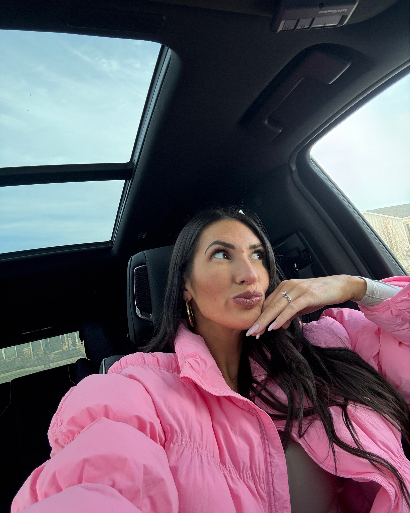 I’m a mom of 2 in her mid 30’s & here’s some of my favorite things 💘
Lola blanket code NICOLE for 35% off 
Loopy cases code LEFFEW for 10% off 
Foxy kind code nicole15 for 15% off 
I wear a small in clothing 
I get 28” length for the CRZ leggings 

#LTKdayinmylife #LTKgrwm #LTKmomlife