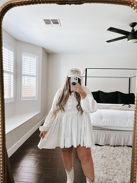 my white top is old from free people but linked some similar options!! 🤍 wearing a 34 in shorts too!

country concert outfit
nashville outfit
midsize outfit
summer fashion
abercrombie 

#LTKStyleTip #LTKMidsize #LTKShoeCrush