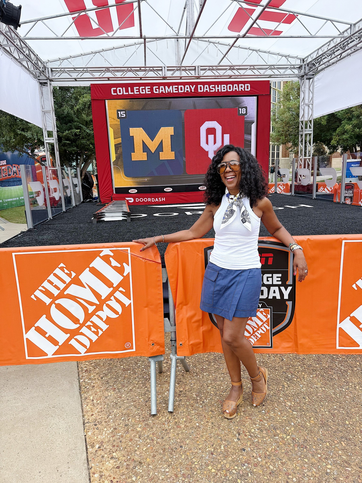 The College Game Day VIP experience was ALL that! I had a ball.

#gamedaygear
#gameday

#LTKSeasonal #LTKFindsUnder50 #LTKU