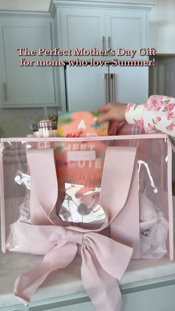 Mother’s Day gift idea // beach bag 





Amazon finds 
Amazon Mother’s Day 
Gifts for her 
Gifts for mom 
Summer essentials 
Beach essentials 

#LTKGiftGuide #LTKFindsUnder100 #LTKSwim