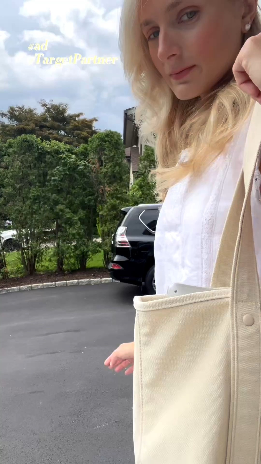 #ad #targetpartner It's always the little things that make a difference! Let your back-to-school @Target run include @kleenex!  #GrabKleenex #target @shop.ltk #liketkit  https://on.ltk.com/+tn2Y1GDpy1HemjFAPJiNkw

#LTKHome #LTKKids #LTKgrwm