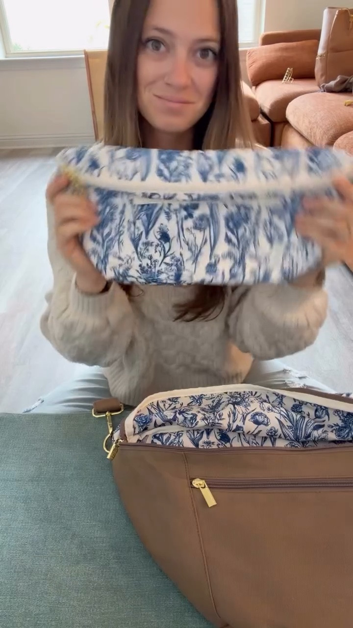 new favorite mom bag alert 🥰 
@thepoppybrand #thepoppybrand #thepoppybrandpartner @shop.ltk #liketkit