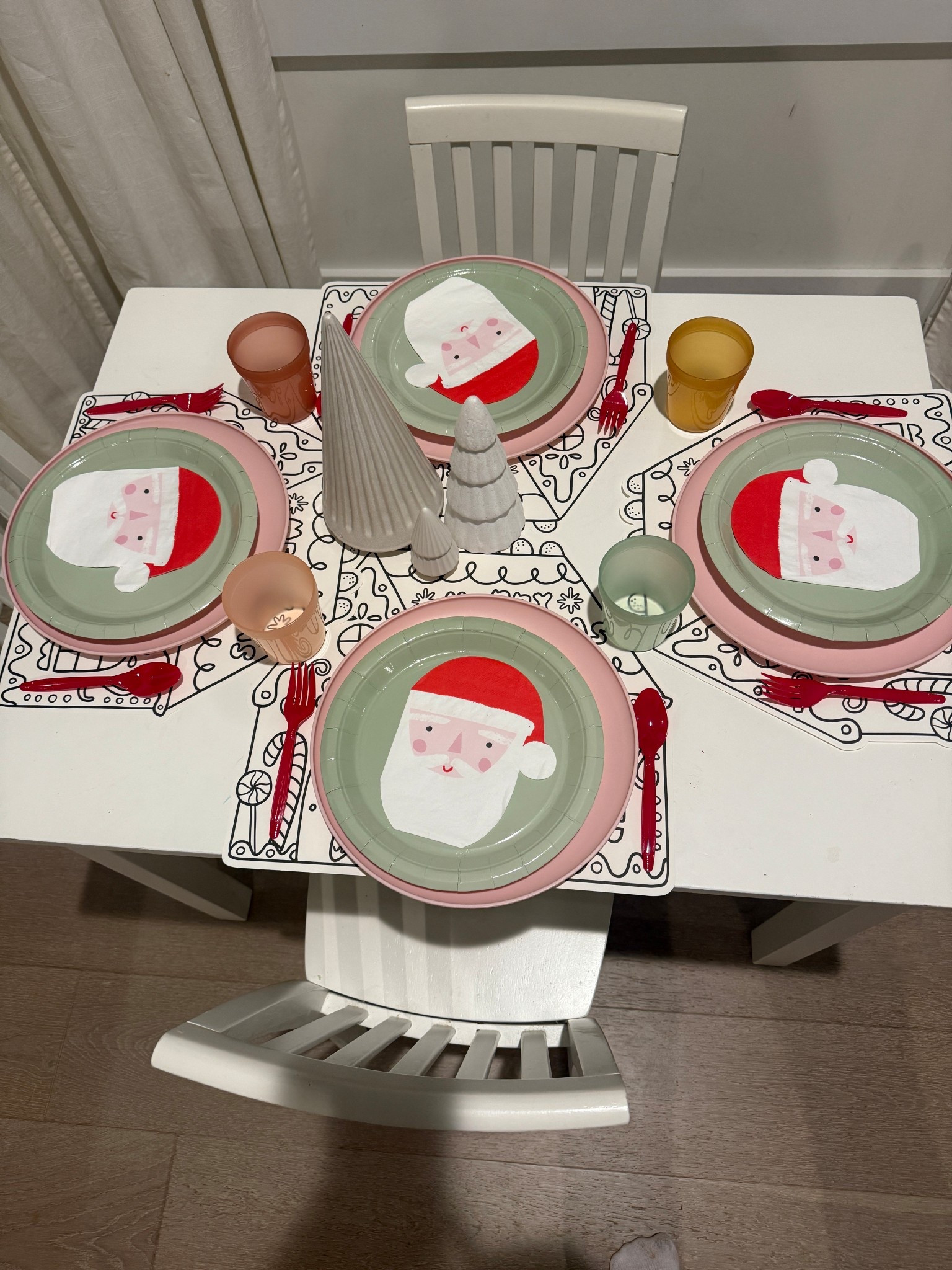 christmas kids table! tagged some favorites for hosting with little ones! 

#LTKKids #LTKHoliday #LTKCyberWeek