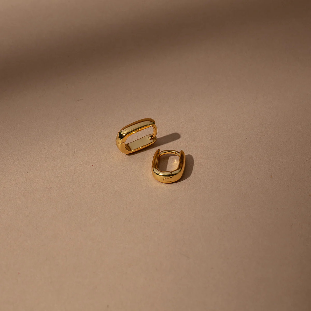 Baby U Vermeil Huggies | Uncommon James