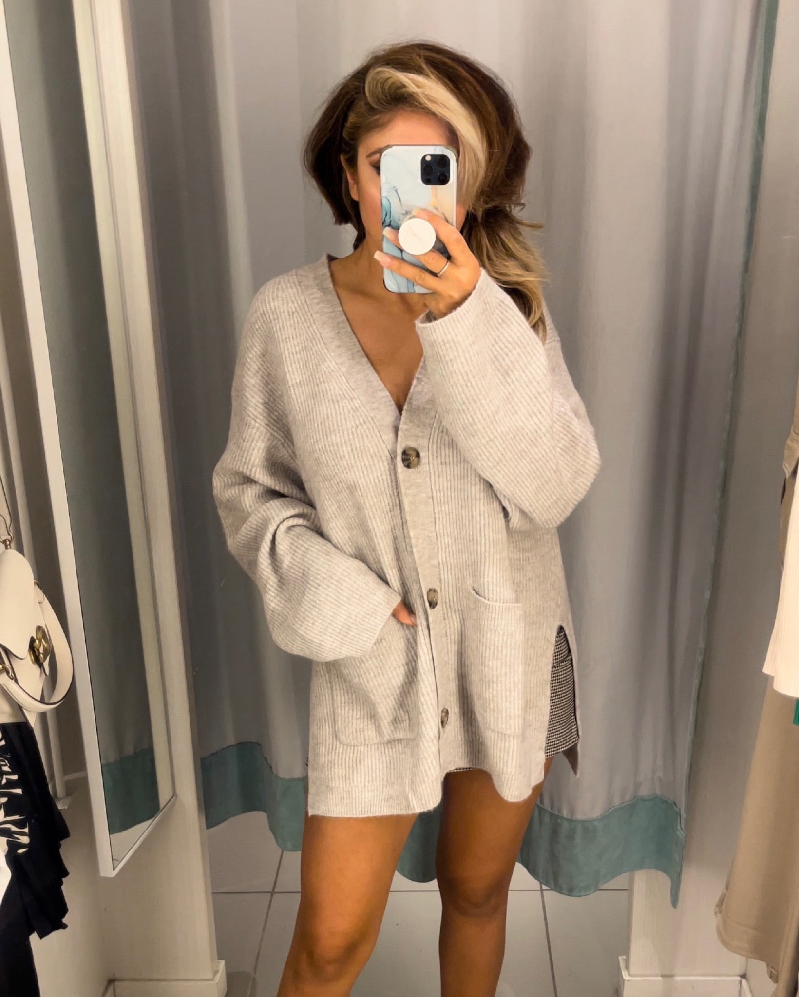 Beautiful cardigan in size small

#LTKsalealert #LTKstyletip #LTKworkwear