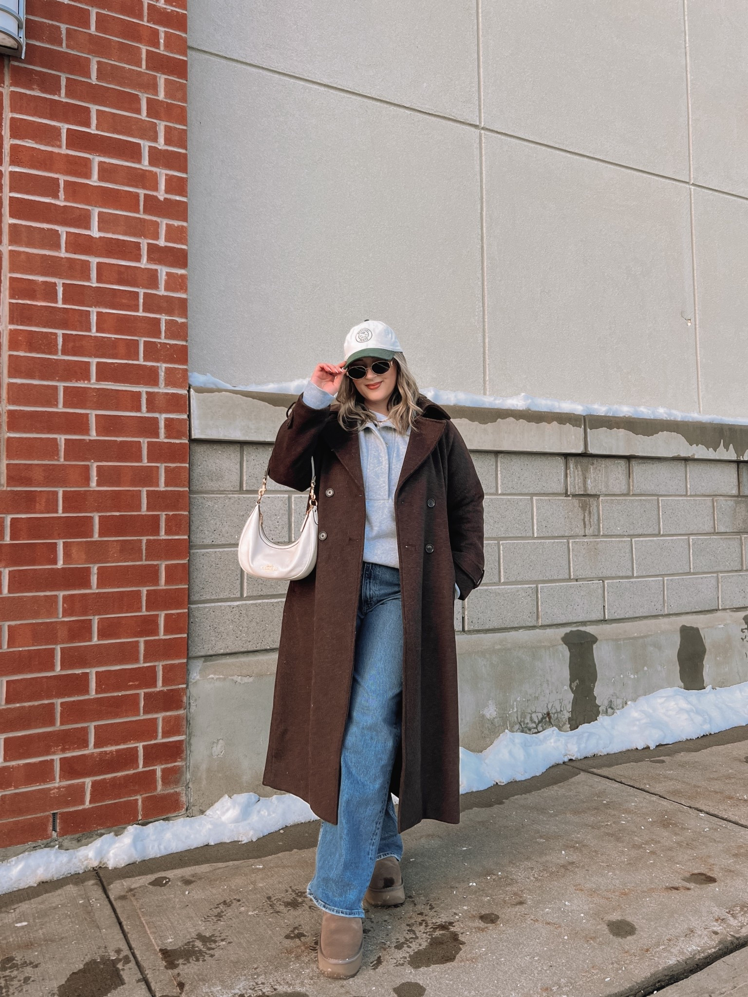 Casual winter ootd! Wearing my usual size L in the chocolate brown wool blend coat & perfect white tee. Linked this year’s version of my quarter snap sweatshirt, also wearing L. Wearing 32 in my fave Abercrombie jeans. Ugg style platform boots are Amazon and such good quality, I’m usually a 9.5-10 and wear a 10.


#LTKwinter #LTKsale #LTKmidsize