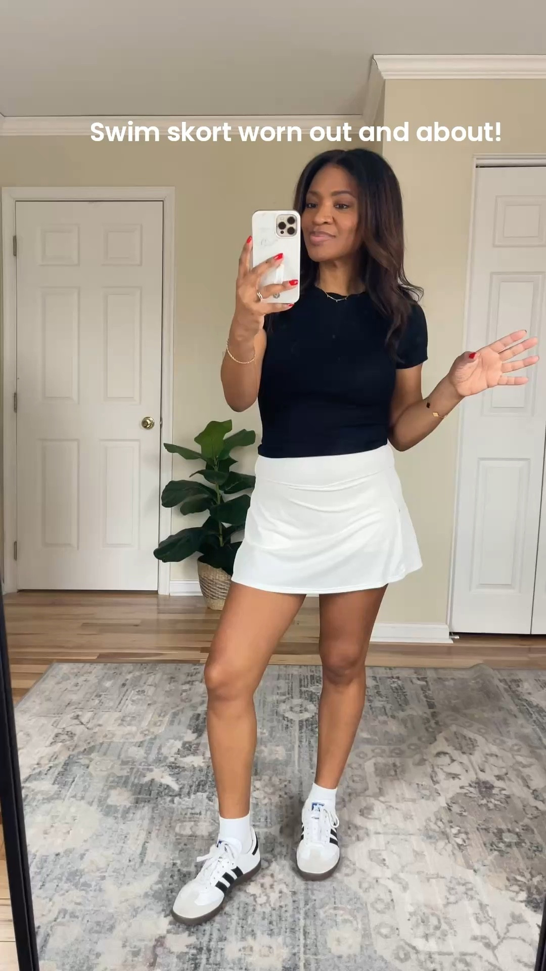 Linking my exact @beach2oceanswim products and sizing information! I’m wearing a size 6 in 
the “Beach House” skort. It runs TTS. The swim top is also a size 6. I recommend sizing up on 
that top. The rash guard I’m wearing is a medium which is fine, but a small would have also 
worked well. #beach2ocean #ad