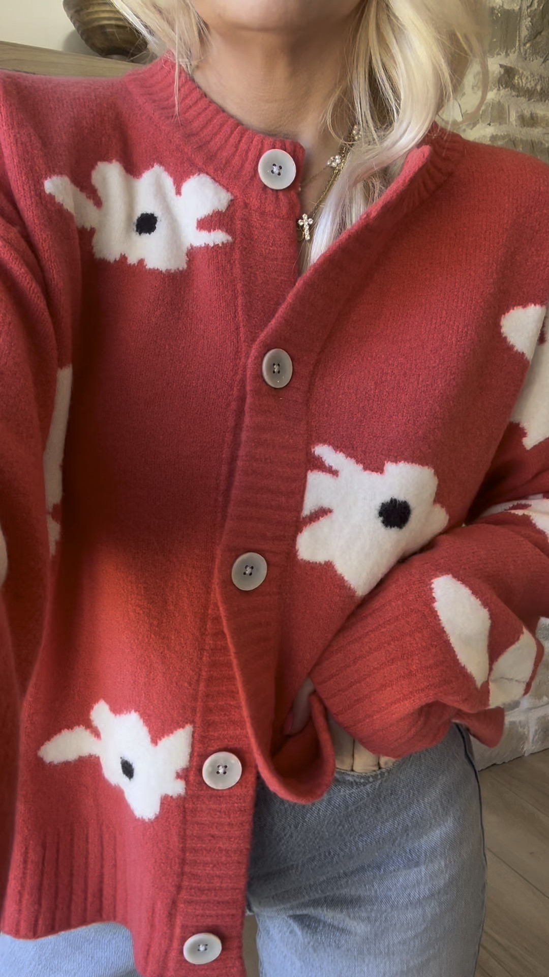 Same sweater as the blue but in this cute floral red! Wearing a medium! 

#LTKFindsUnder100 #LTKStyleTip #LTKFindsUnder50