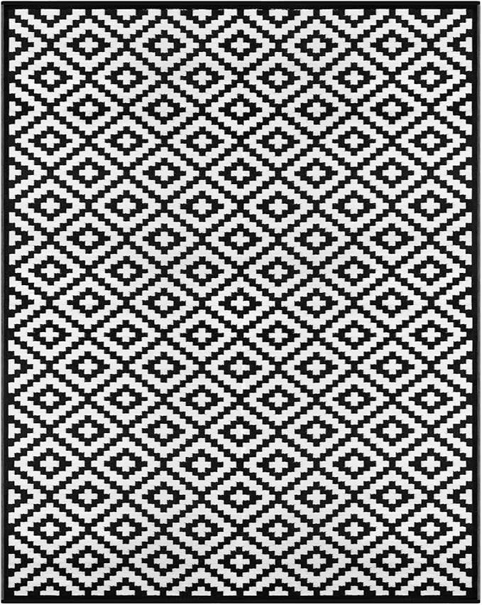 Green Decore Lightweight Outdoor Reversible Plastic Nirvana Rug (8 X 10, Black/White) | Amazon (US)
