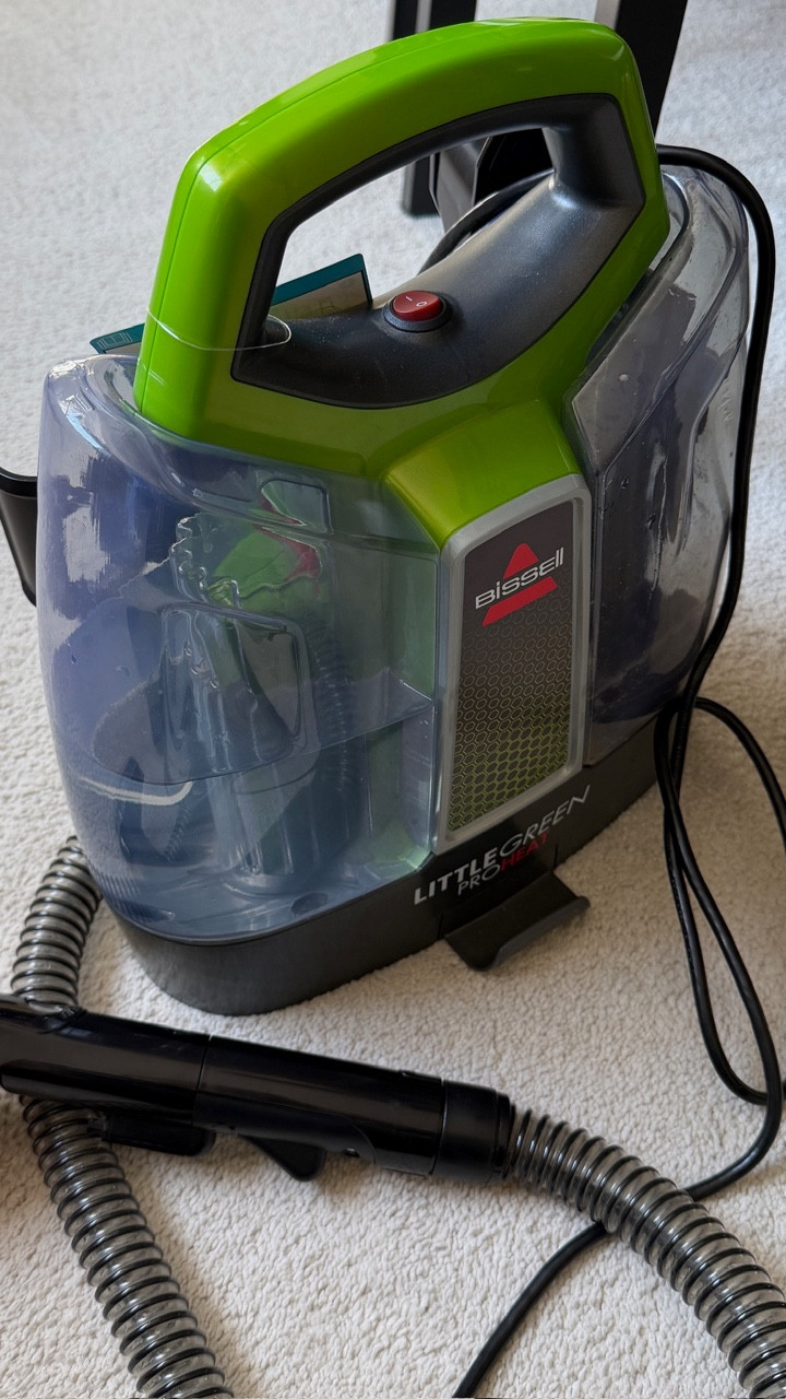Th carpet cleaner you NEED! 🙌🏼 10/10!
#ltkhome #homefinds #ltktip #ltkcasa #cleaning #carpetcleaner #fall