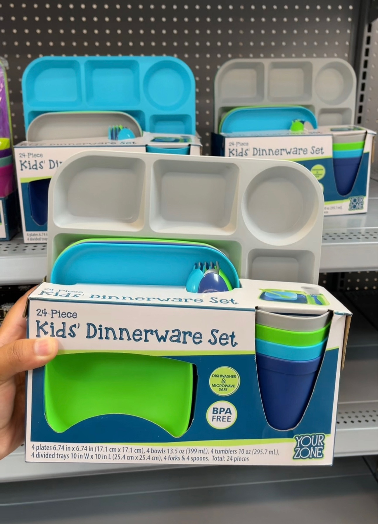 super cute 24pc kids dinnerware set for only $5 at walmart! (color varies) 🩵 
