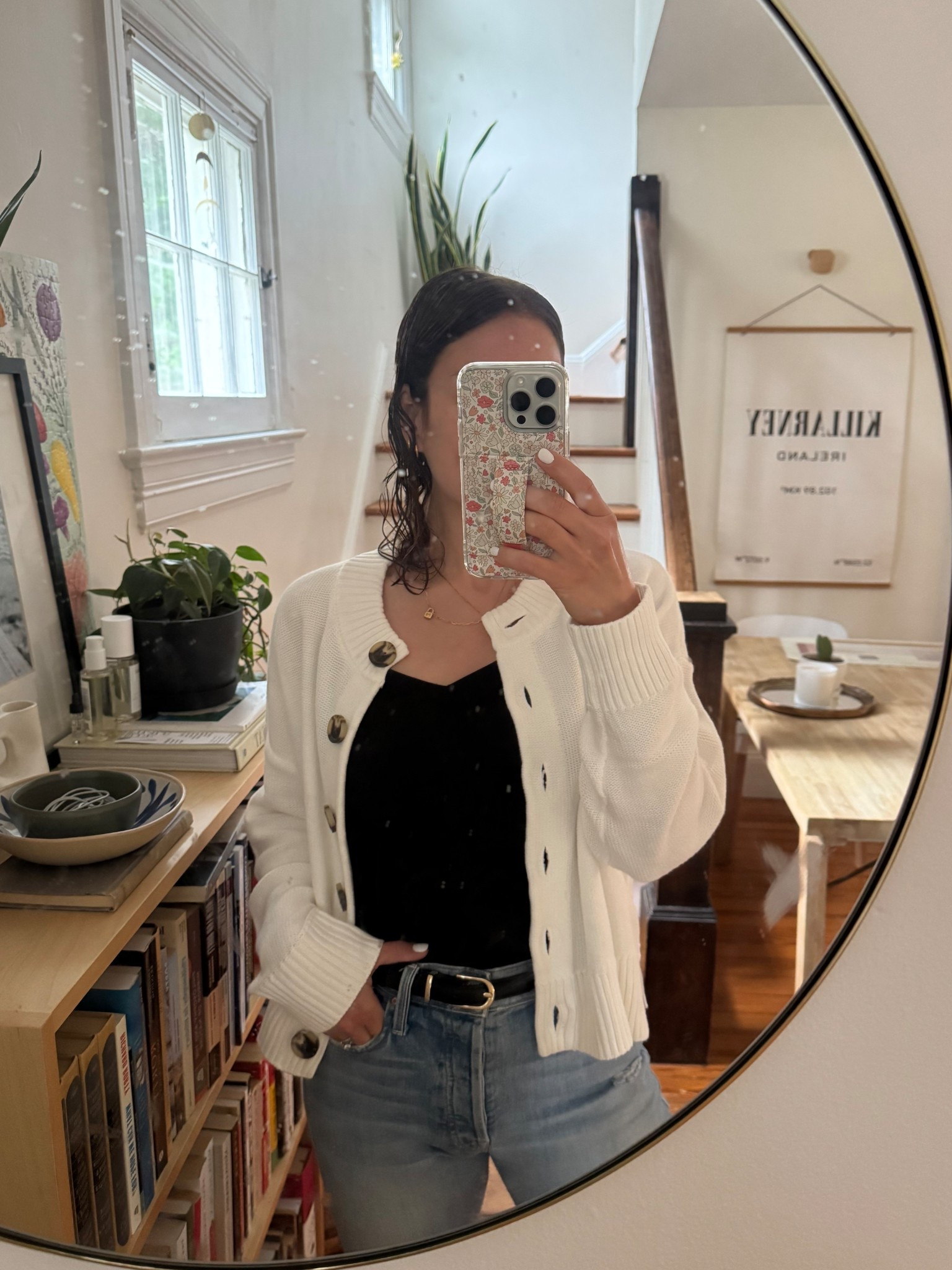 Love this cardigan — such a good one/long-lasting piece in a capsule for under $50! 

#LTKSummerEdit #LTKFindsUnder50 #LTKSeasonal