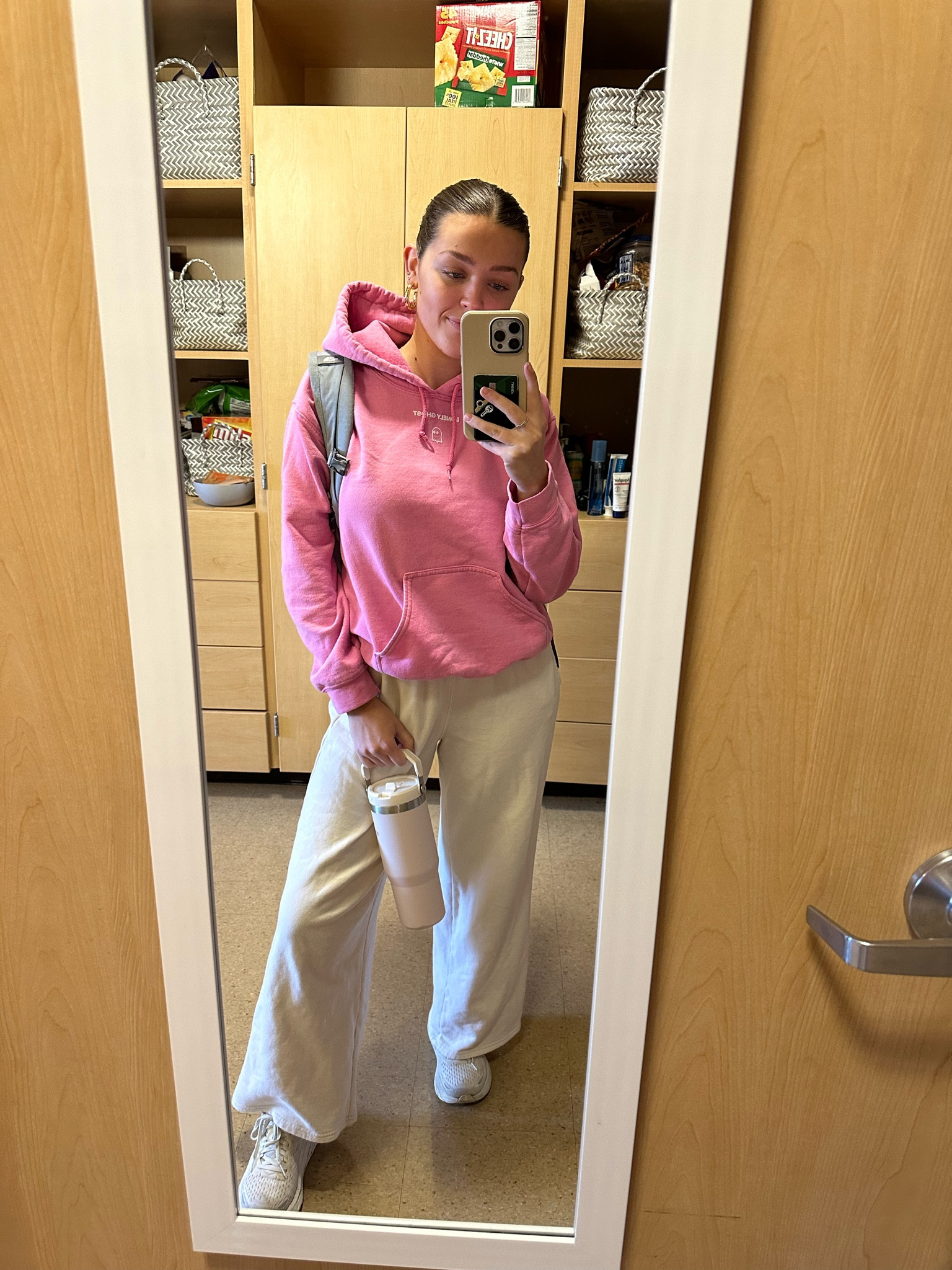 pink comfy & cute lounge outfit to wear to a busy day of college classes🩷

#collegefashion #classoutfit #pinkfit

#LTKstyletip #LTKU #LTKbeauty