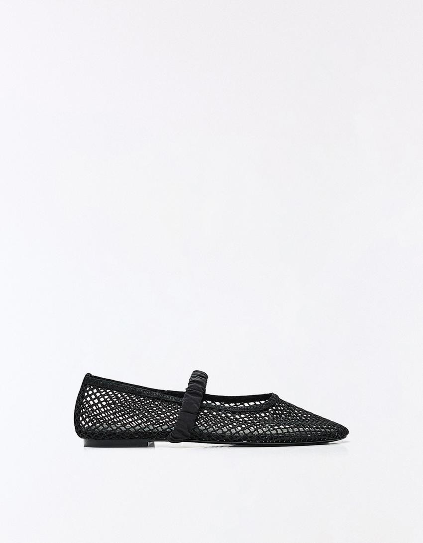 MESH BALLET FLATS - Women | Bershka UK