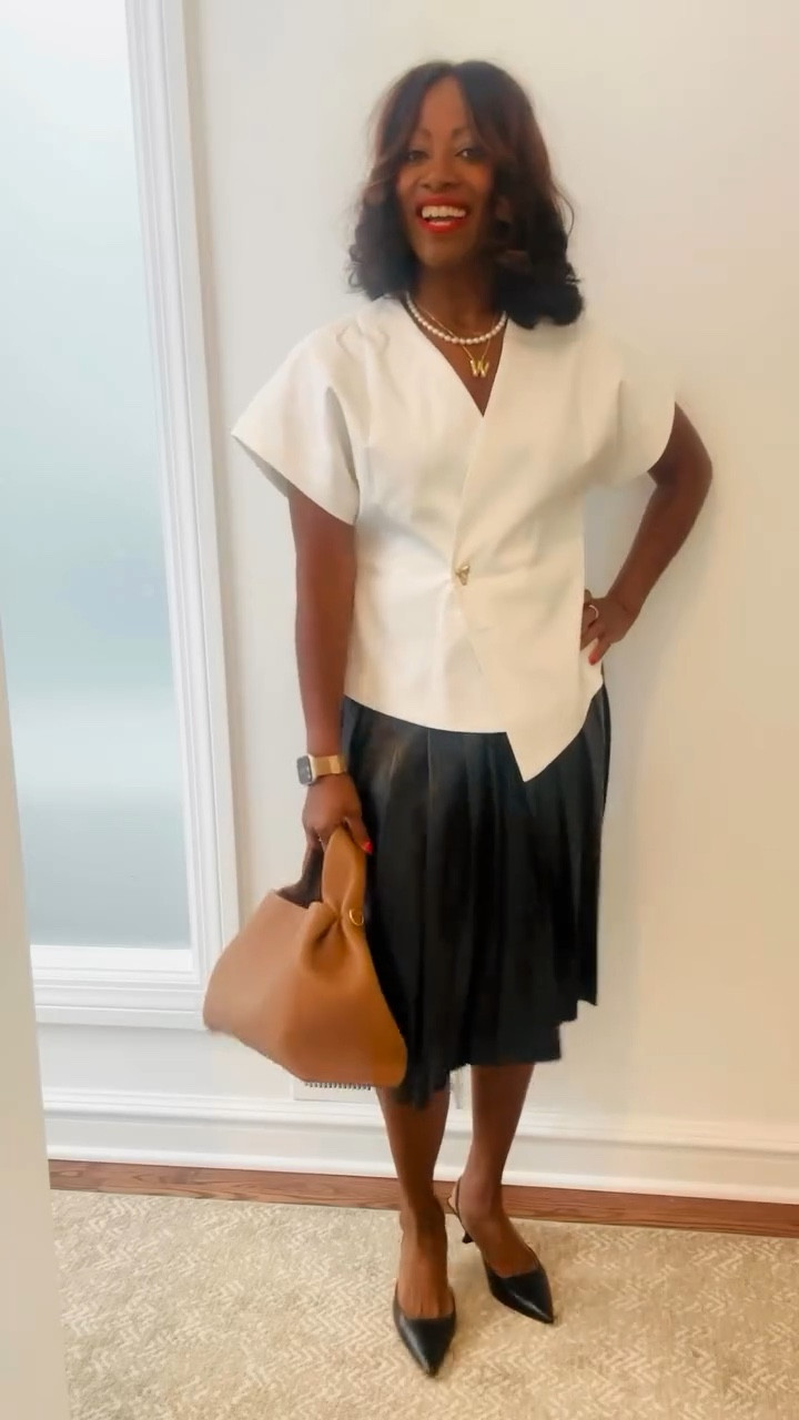 Making my way back!  The skirt and top in total cost less than $80. Skirt is from Walmart!!!  Run, it will be gone  soon!

#LTKStyleTip #LTKWorkwear