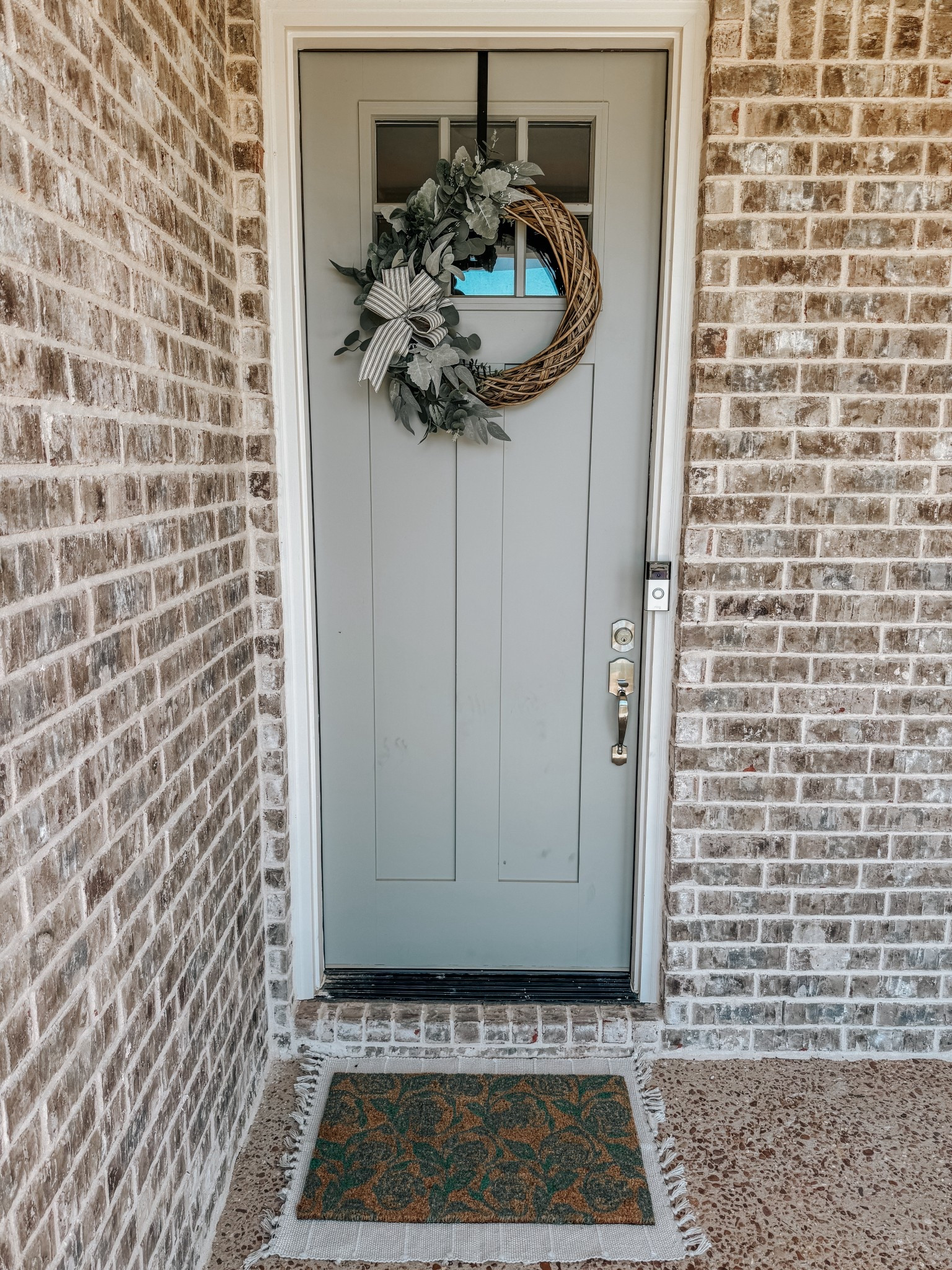 Finally found the perfect doormat and layering rug. I didn’t want one that said Welcome, so this is perfect! Found it at Walmart!

#LTKHome #LTKSeasonal #LTKFindsUnder50