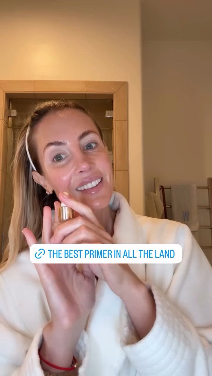 The best primer in all the land!!

sephora, sephora sale, makeup routine, makeup sale, 5 minute makeup, sephora sale, skin tint, blush, bronzer, highlight, setting spray, primer

