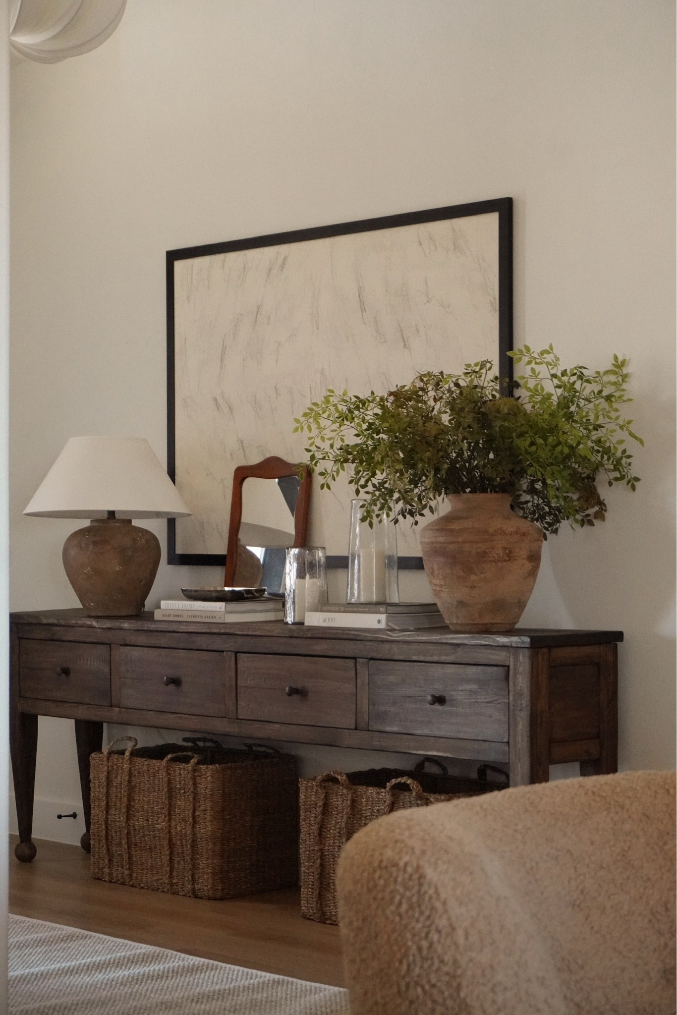 Our summer entryway!

summer home, seasonal home, entryway inspo, cottage core home inspo, console table styling, entry table styling

#LTKSeasonal #LTKHome