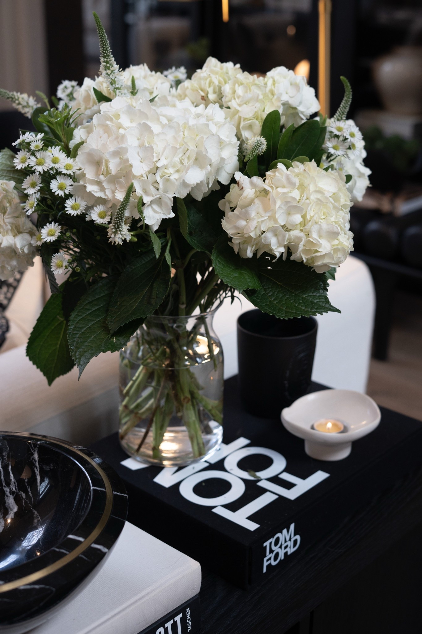 It’s the little things in life… 🖤

#LTKdayinmylife #LTKSaleAlert #LTKHome