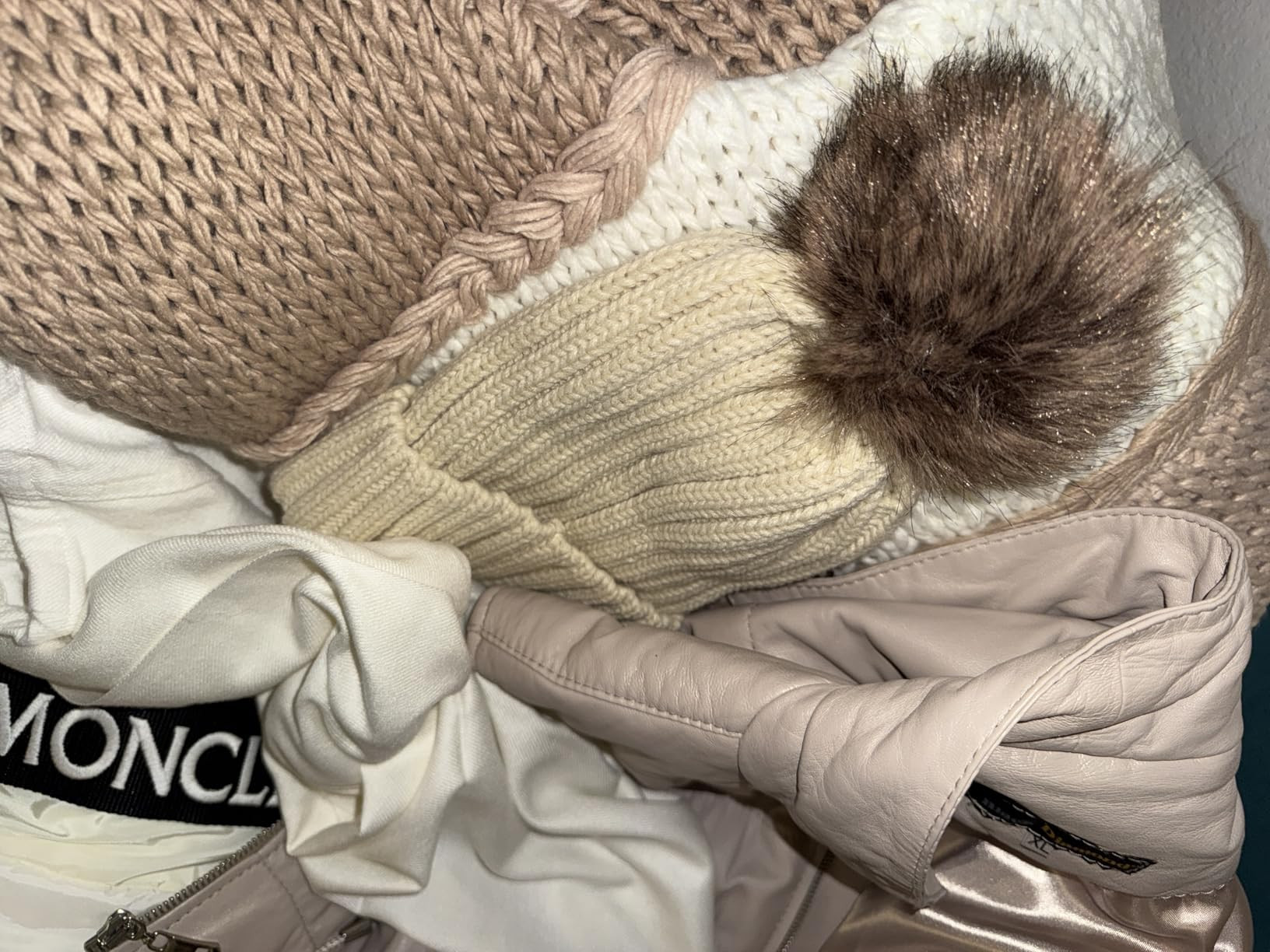 FURTALK Womens Winter Knitted Beanie Hat with Faux Fur Pom Warm Knit Skull Cap Beanie for Women | Amazon (US)