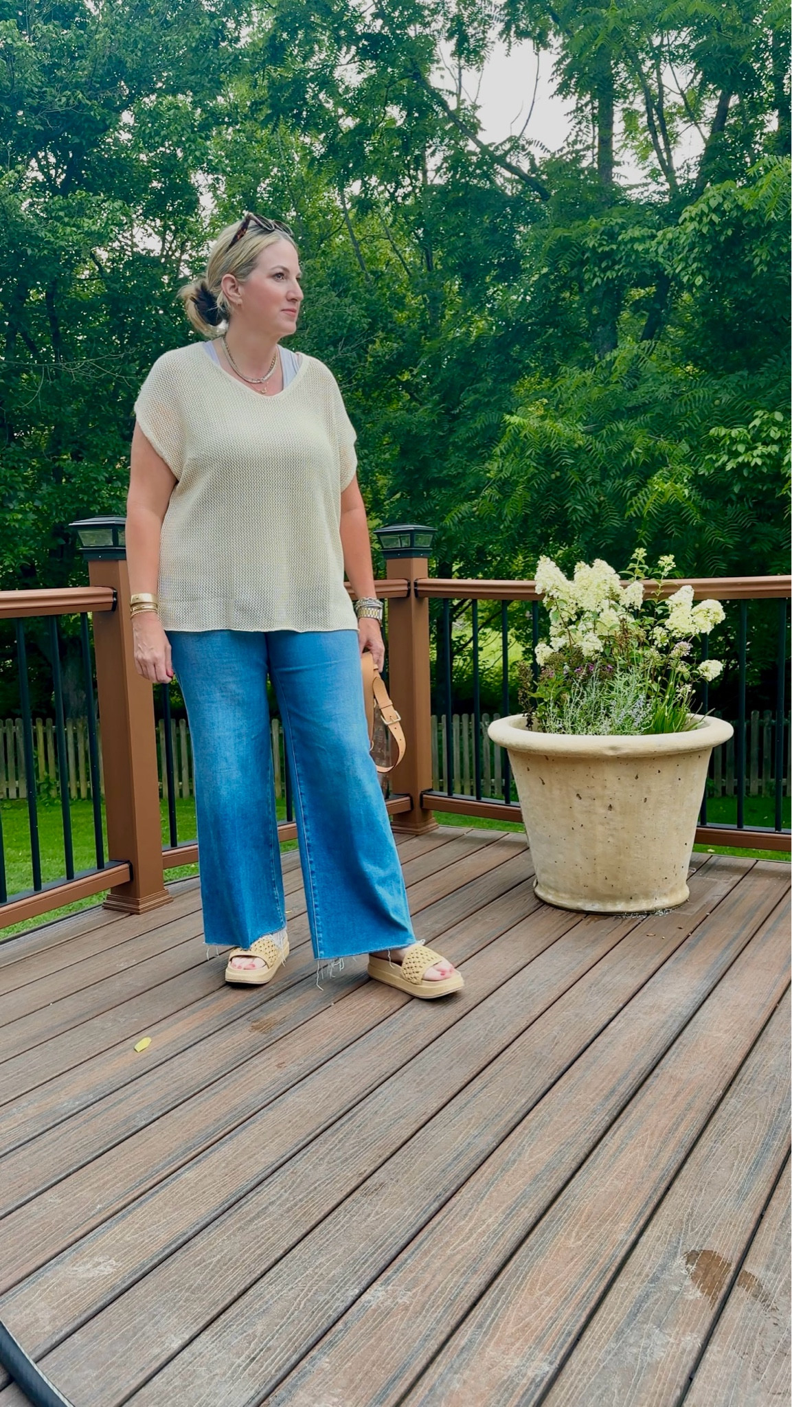 Classic summer sweater 
Elevated casual fit 
Favorite denim 
Fashion Inspo over 40 


#LTKFindsUnder100 #LTKOver40