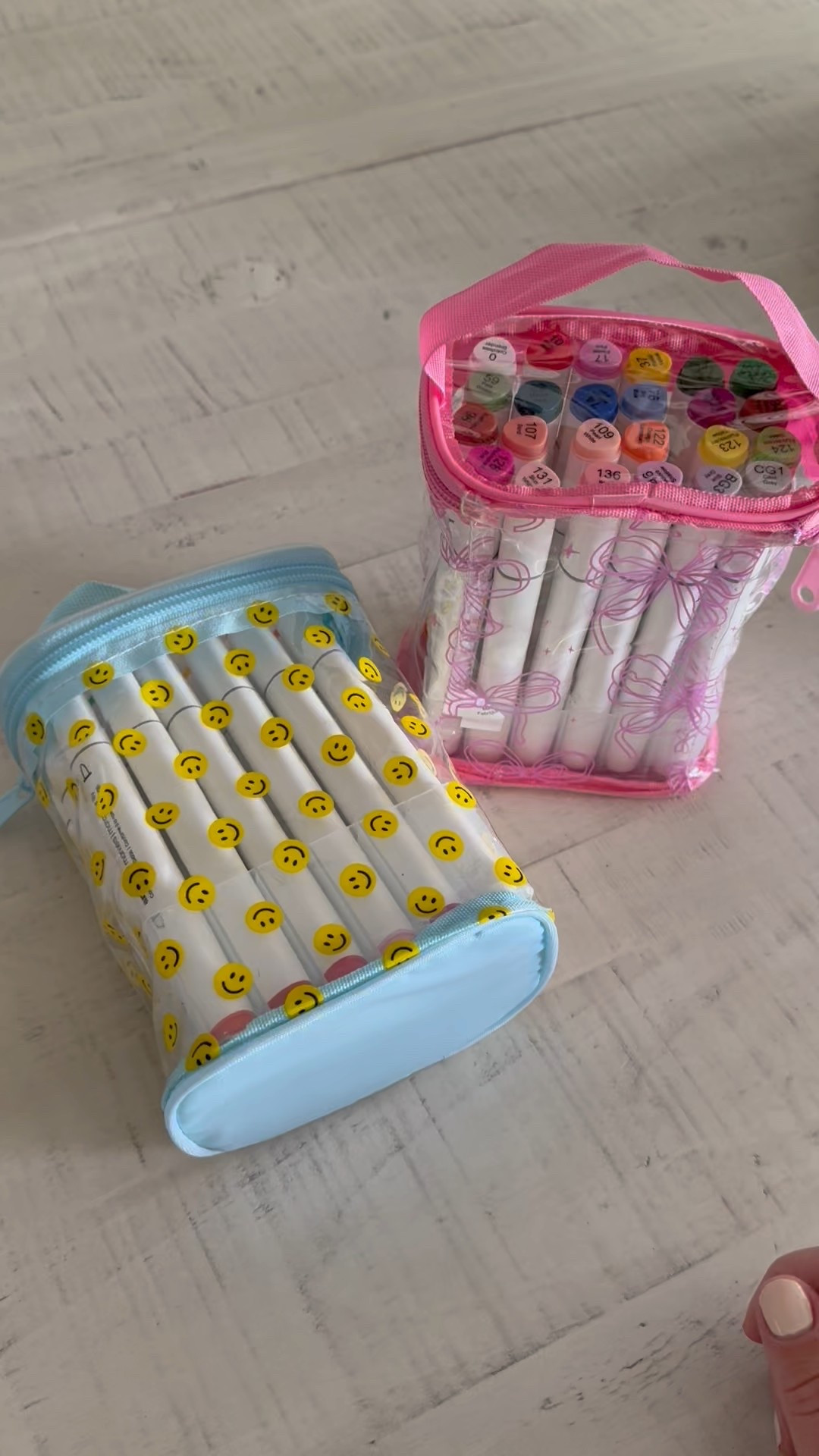 How cute are these cases these markers come in!?! 🎀🙂

#LTKFindsUnder50 #LTKHome #LTKU