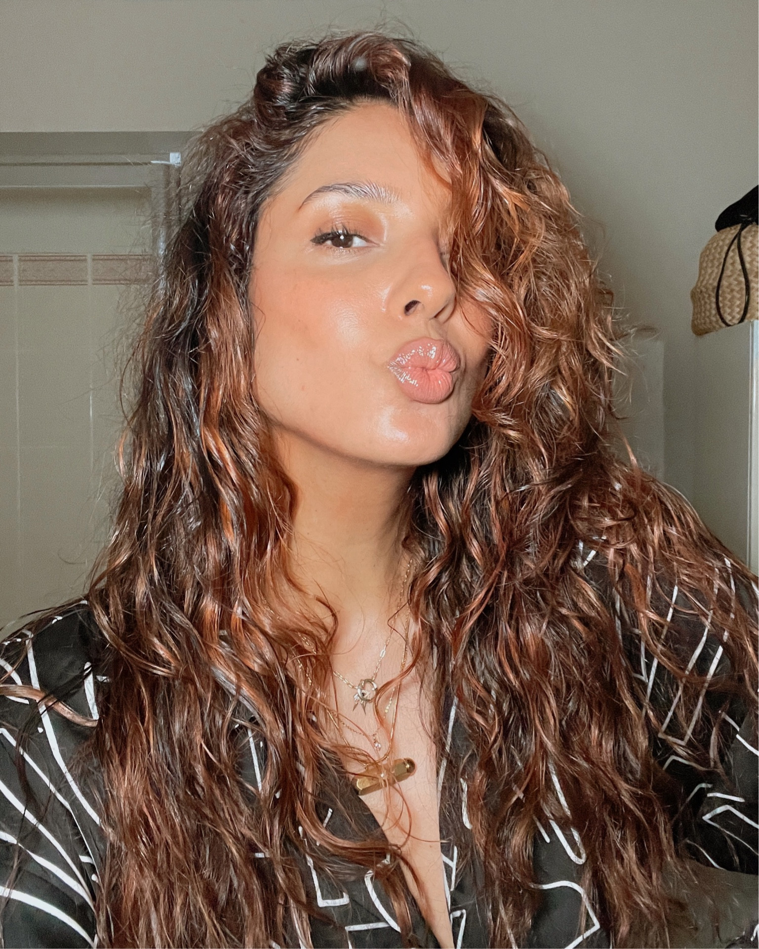 WAVY HAIR ROUTINE MUST HAVES
utilising products from:
ORI LAB
JVN


#LTKbeauty