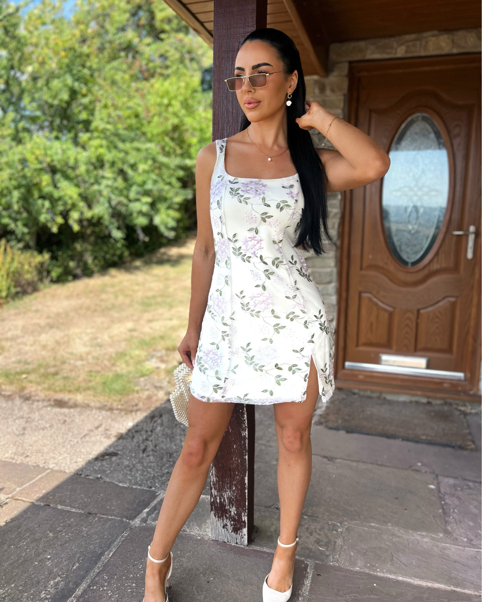The most gorgeous floral dress! Would be perfect for a summer hen party or engagement party! 

Has mesh detailing on the out layer of the dress with a stunning floral and leaf pattern! 

Paired it with some pearl jewellery 🐚


#LTKwedding #LTKdresses #LTKsummer