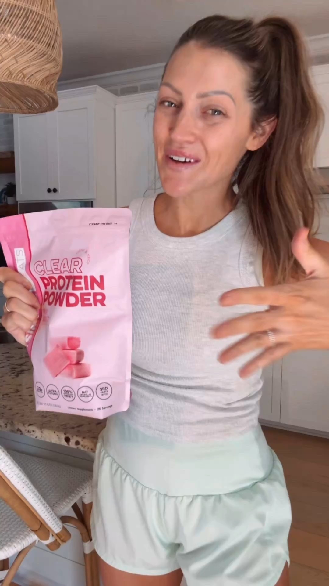 20g protein, 1 carb and only 90 cals— say whaaaaat! ✨💗😋🍬☀️ 