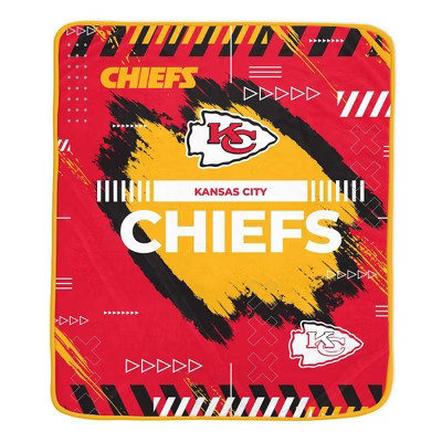 NFL Kansas City Chiefs Game Tech Ultra Cozy Throw Blanket | Target