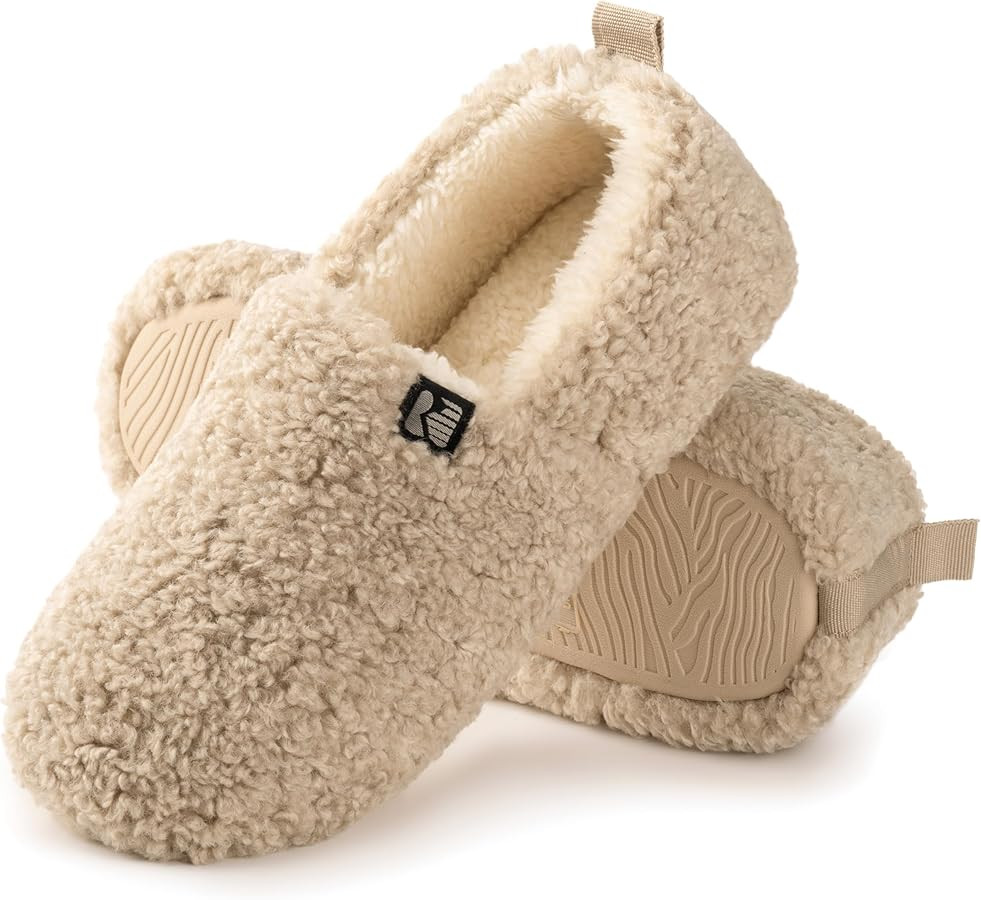 RockDove Women's Faux Shearling Closed Back Slipper with Memory Foam | Amazon (US)