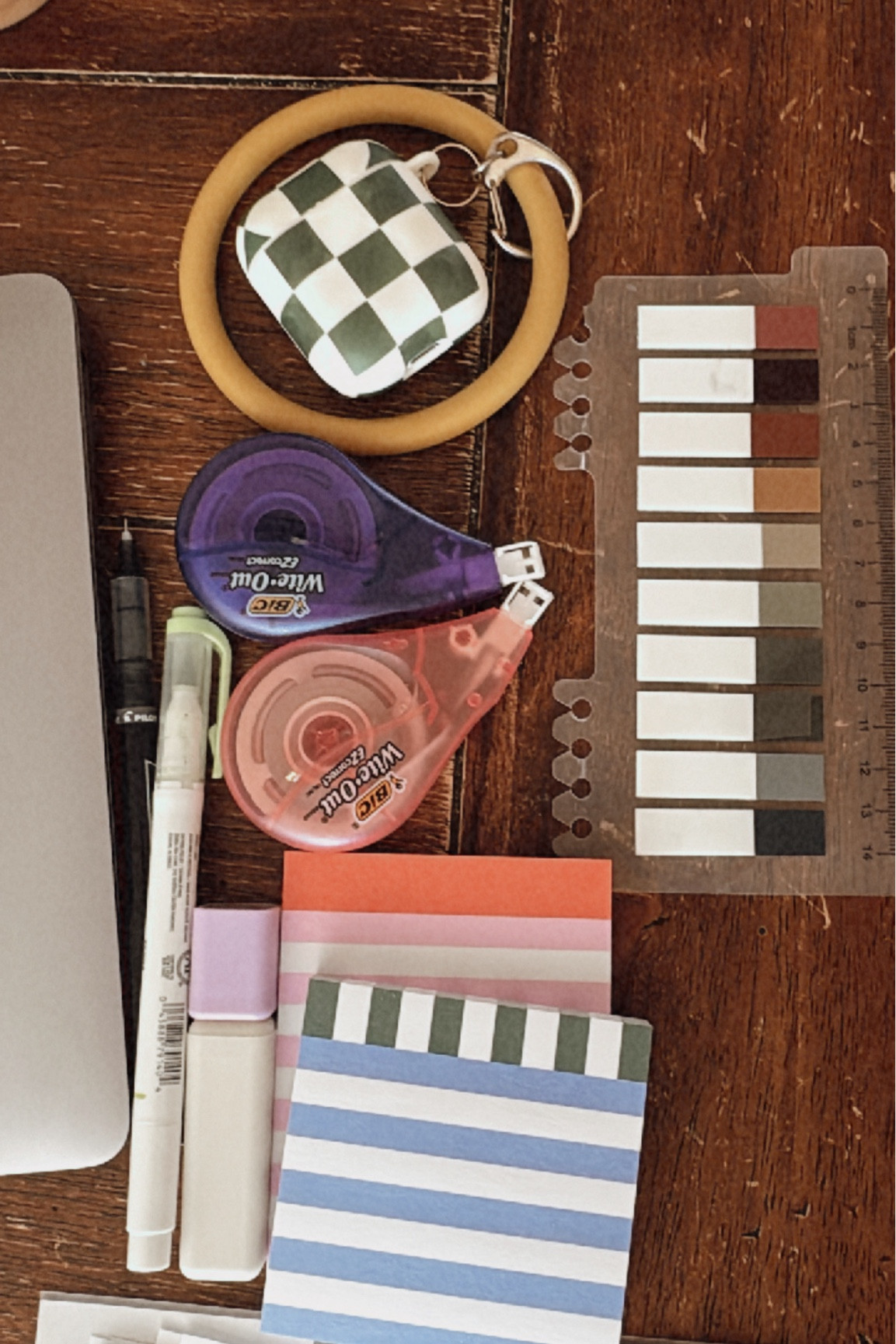 Stationary faves ✒️📜✨

#LTKFindsUnder50 #LTKGiftGuide #LTKFindsUnder100