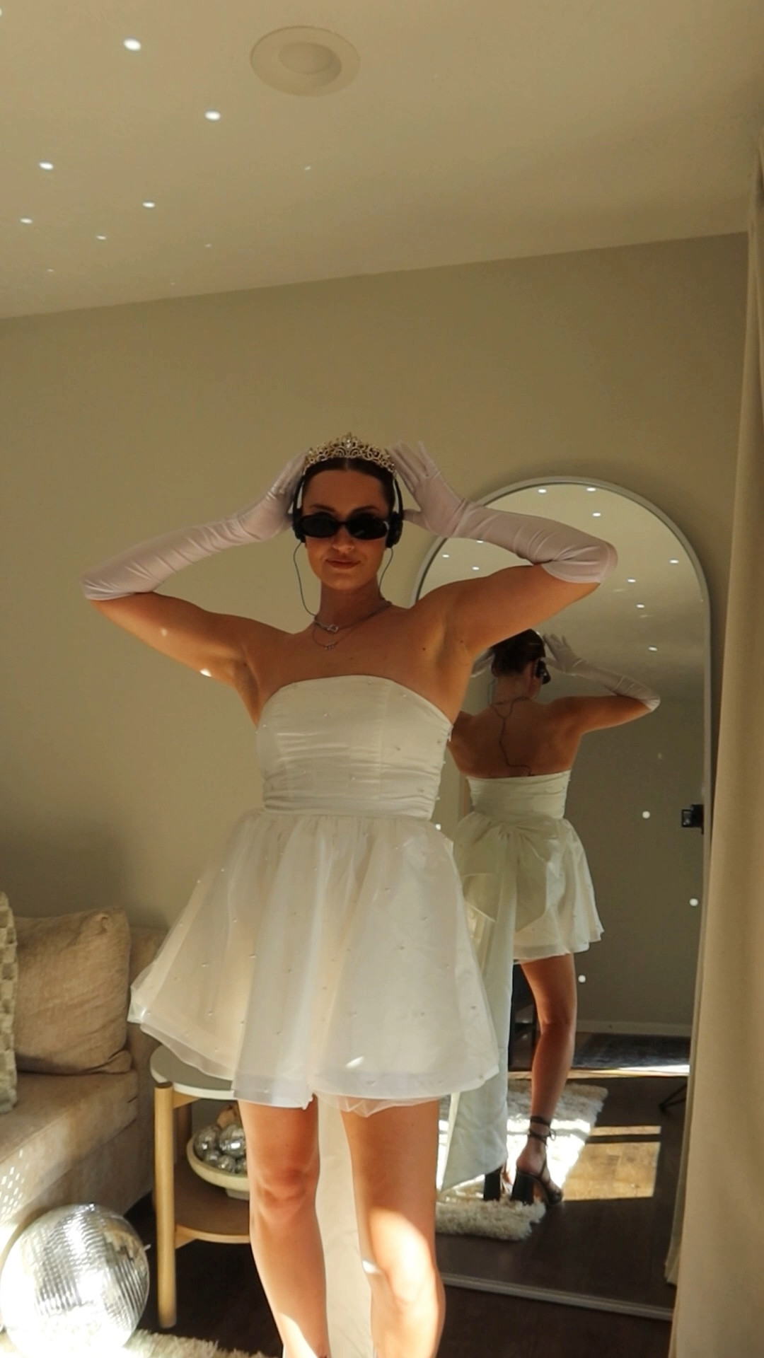 princess diaries Halloween costume ideas | mia thermopolis princess of genovia 🍐👑

#LTKHalloween #LTKVideo #LTKSeasonal